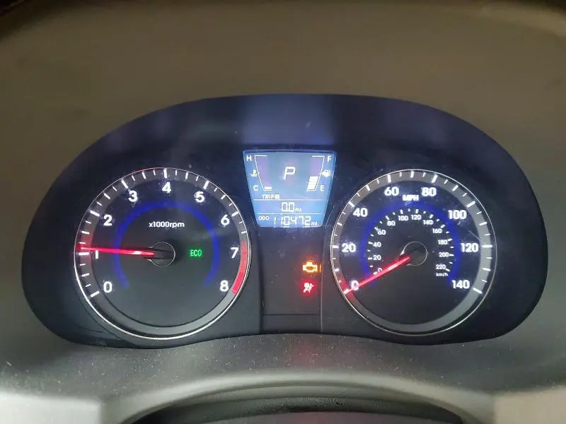 2012 HYUNDAI ACCENT GLS  