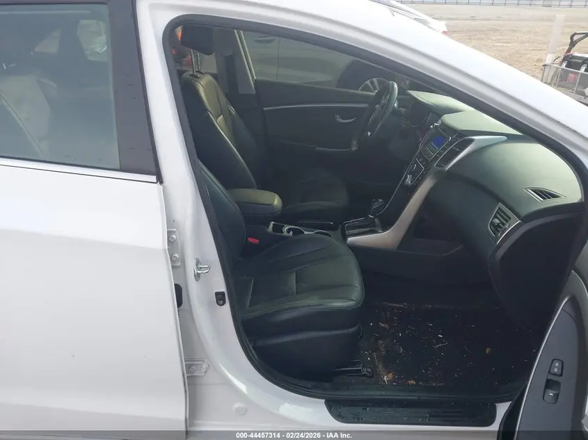 2017 HYUNDAI ELANTRA GT  