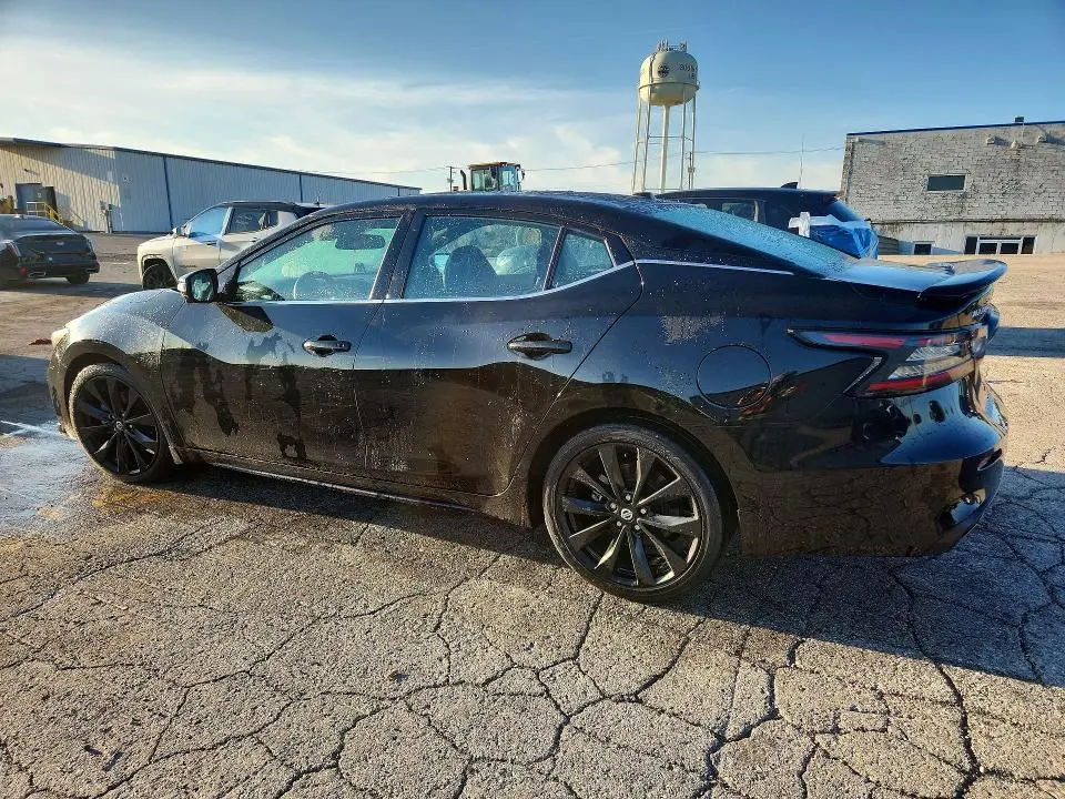 2021 NISSAN MAXIMA SR  