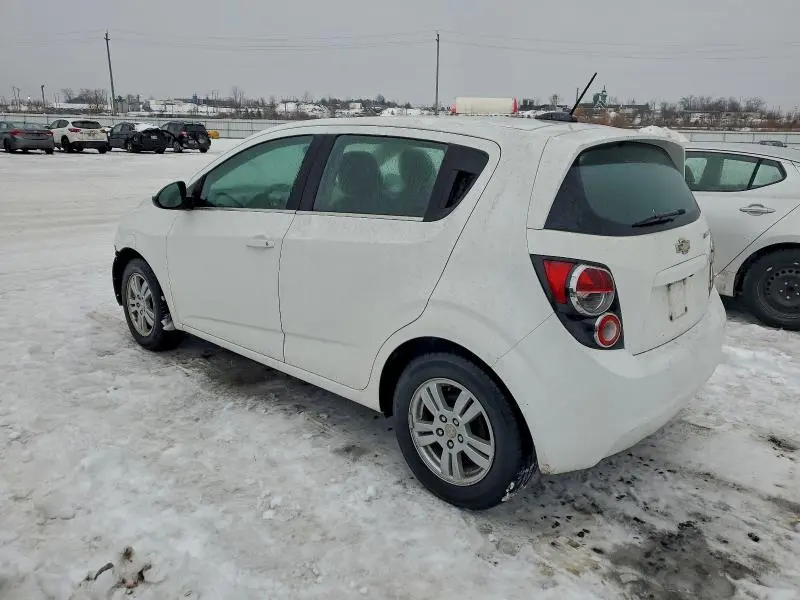 2016 CHEVROLET SONIC LT  