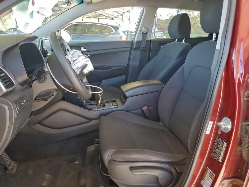 2019 HYUNDAI TUCSON SE  