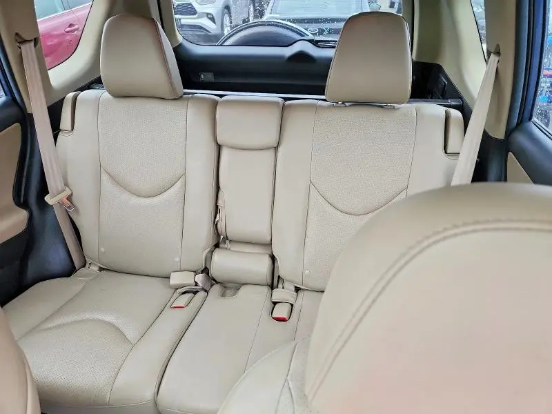 2011 TOYOTA RAV4 LIMITED  
