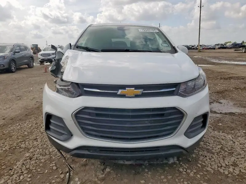 2022 CHEVROLET TRAX LS  
