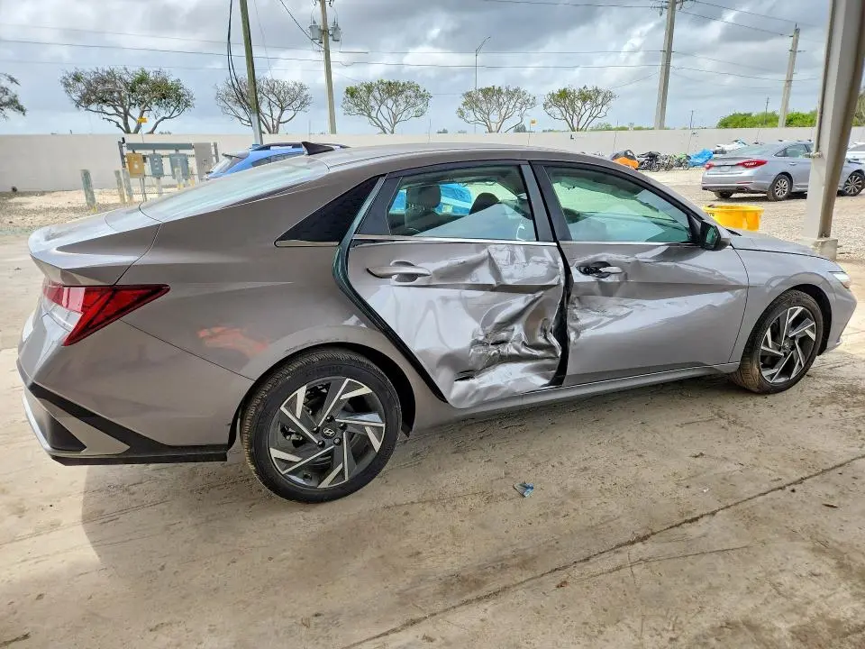 2025 HYUNDAI ELANTRA SEL CONVENIENCE  