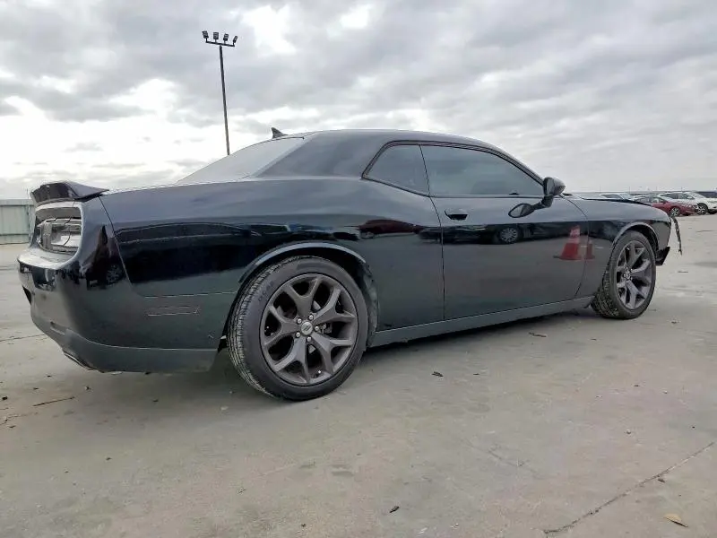 2018 DODGE CHALLENGER SXT  