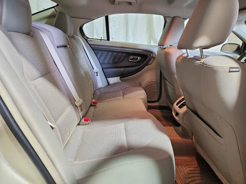 2011 FORD TAURUS SEL  