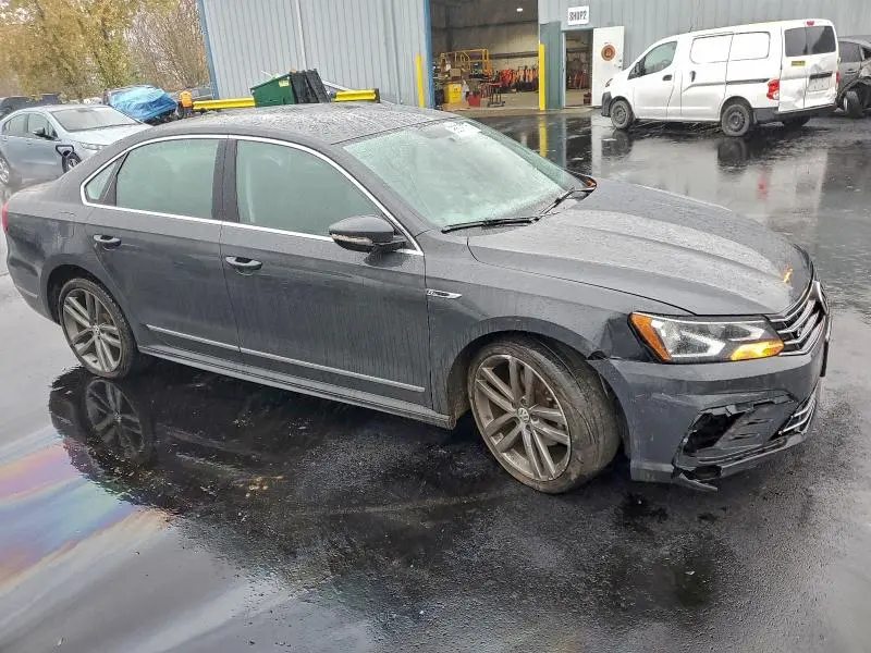 2017 VOLKSWAGEN PASSAT R-LINE  