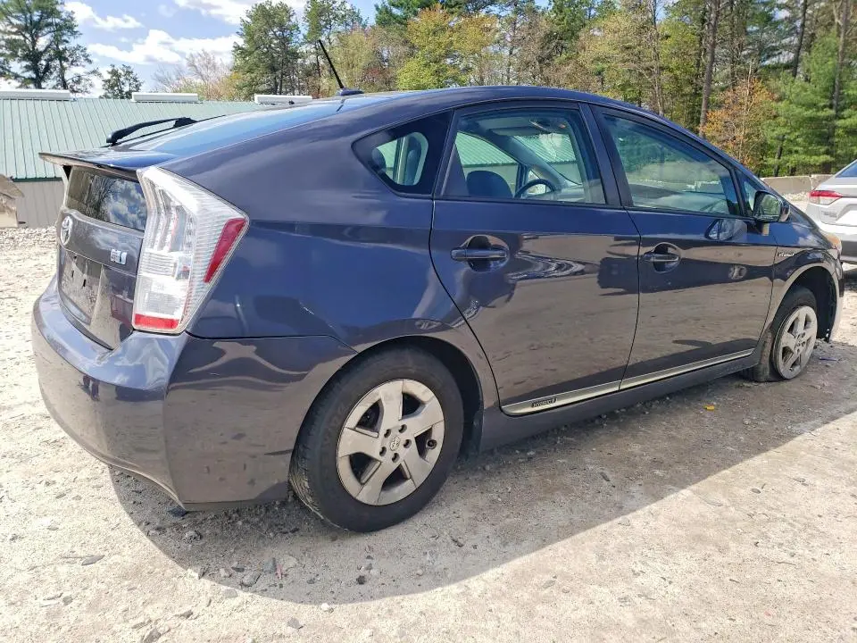 2011 TOYOTA PRIUS FOUR  