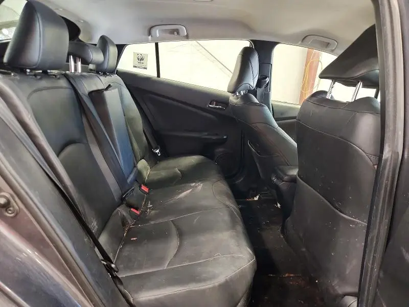 2019 TOYOTA PRIUS XLE AWD-E  