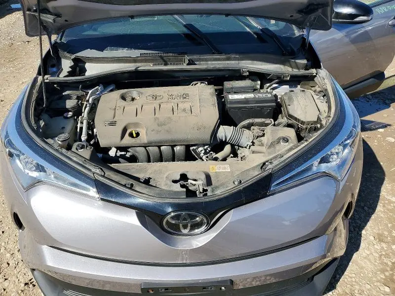 2019 TOYOTA C-HR XLE  