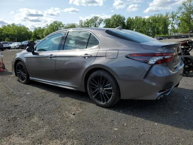 2022 TOYOTA CAMRY XSE