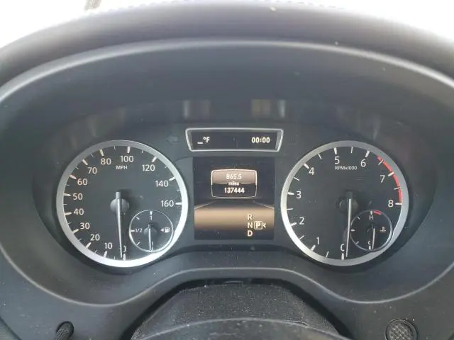 2017 INFINITI QX30 BASE  