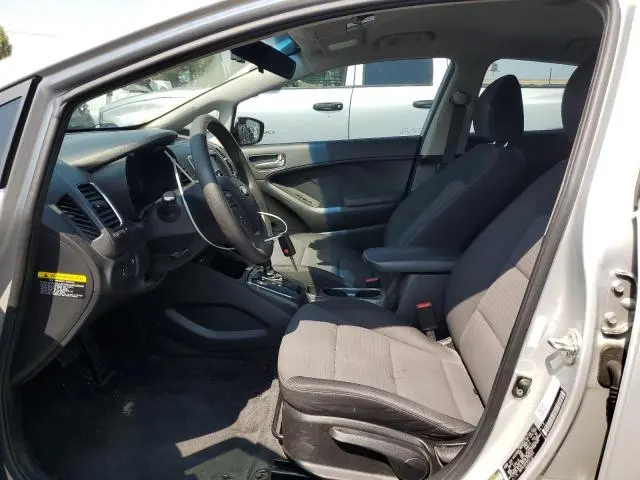 2018 KIA FORTE LX  
