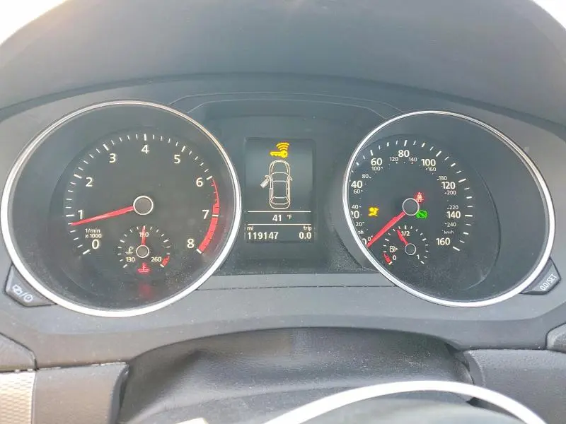 2017 VOLKSWAGEN JETTA SE  