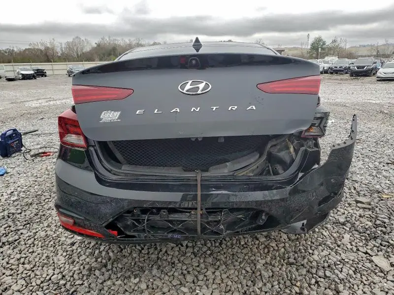 2019 HYUNDAI ELANTRA SEL  