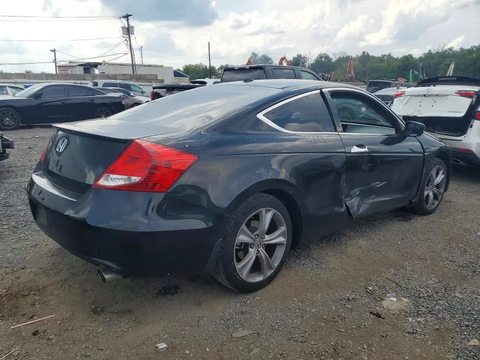 2011 HONDA ACCORD EXL  