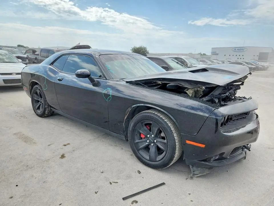 2019 DODGE CHALLENGER SXT  