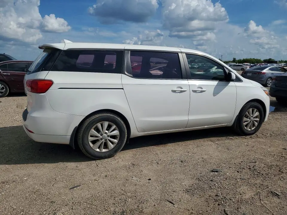2017 KIA SEDONA L  