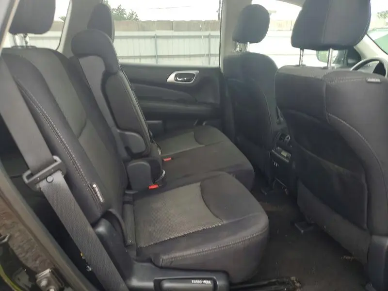 2019 NISSAN PATHFINDER S  