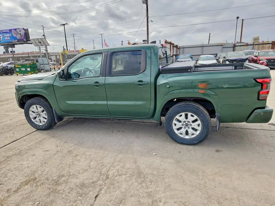 2023 NISSAN FRONTIER SV  