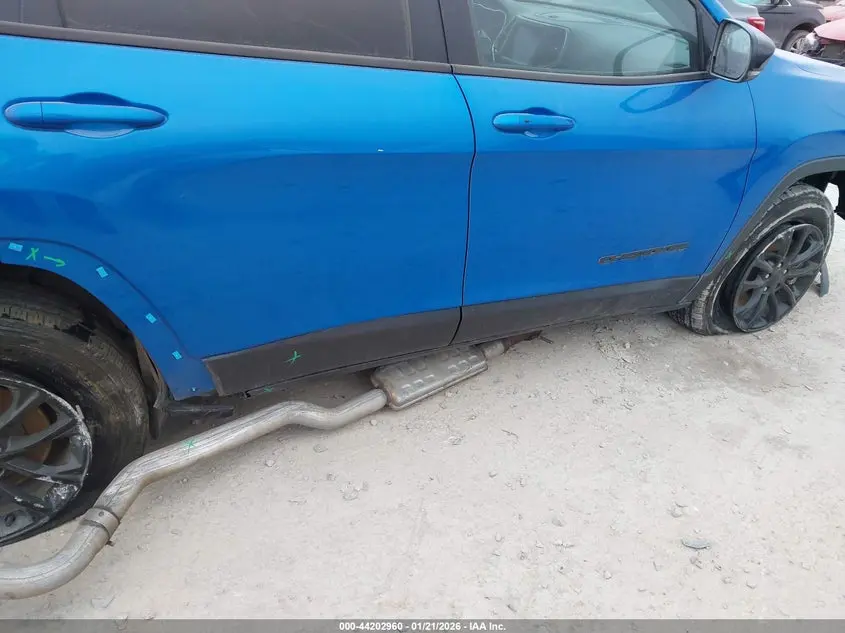 2023 JEEP CHEROKEE ALTITUDE LUX 4X4