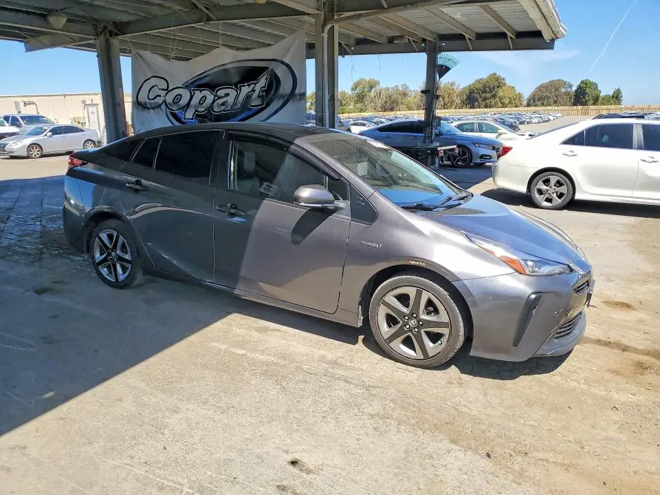 2021 TOYOTA PRIUS L ECO  