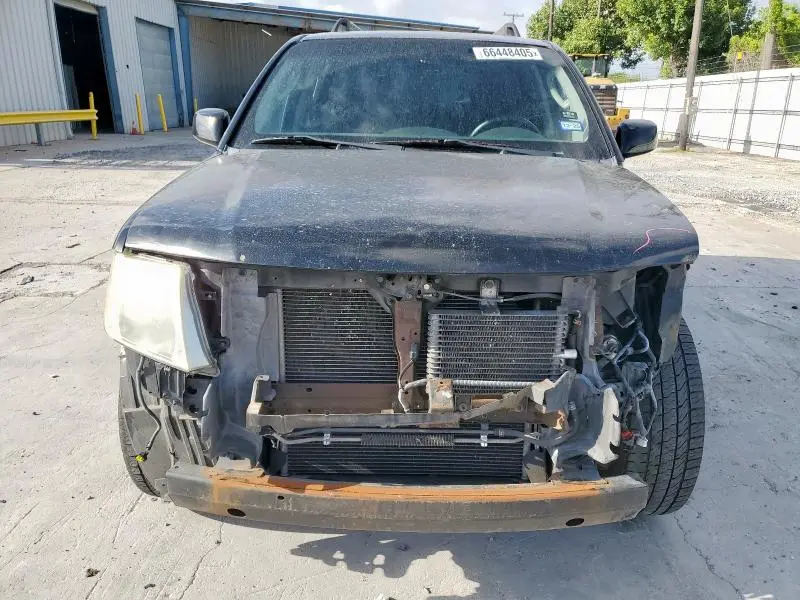 2011 NISSAN PATHFINDER S  