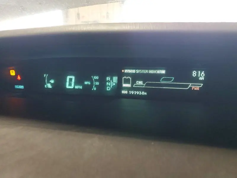 2010 TOYOTA PRIUS III  