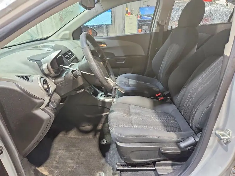 2016 CHEVROLET SONIC LT  