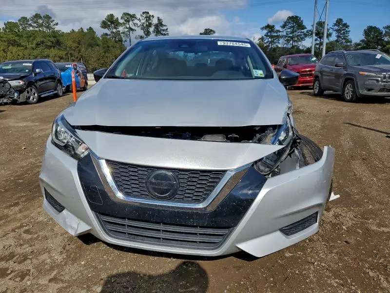 2021 NISSAN VERSA S  