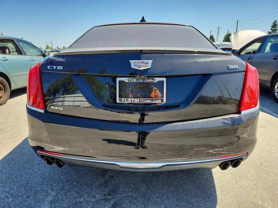 2016 CADILLAC CT6 LUXURY  