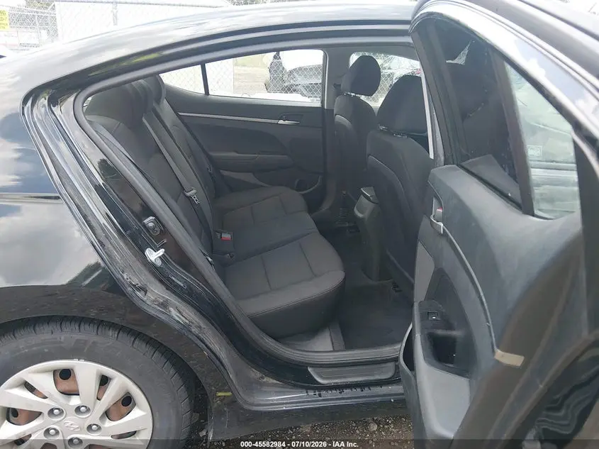 2020 HYUNDAI ELANTRA SE
