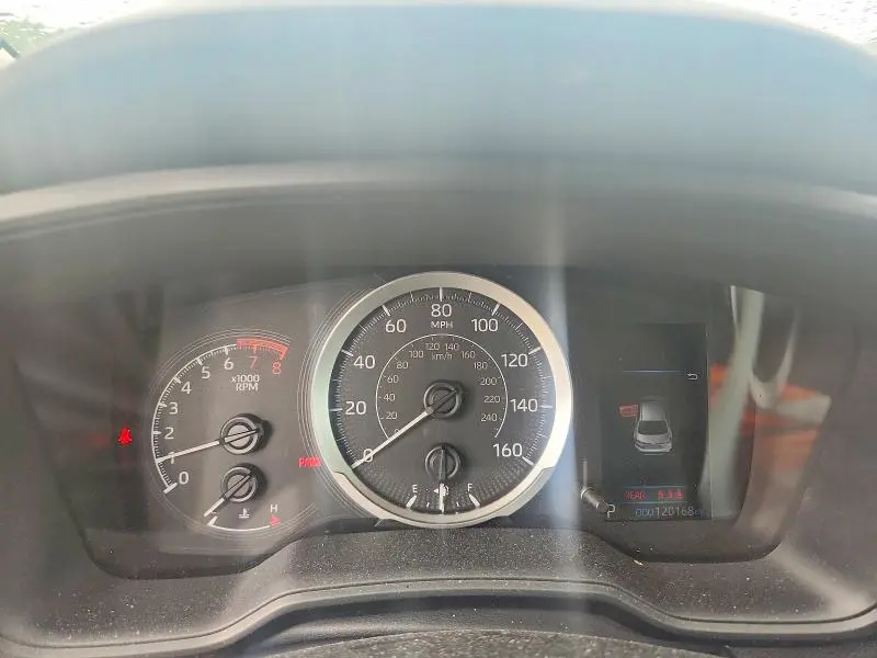 2021 TOYOTA COROLLA LE  