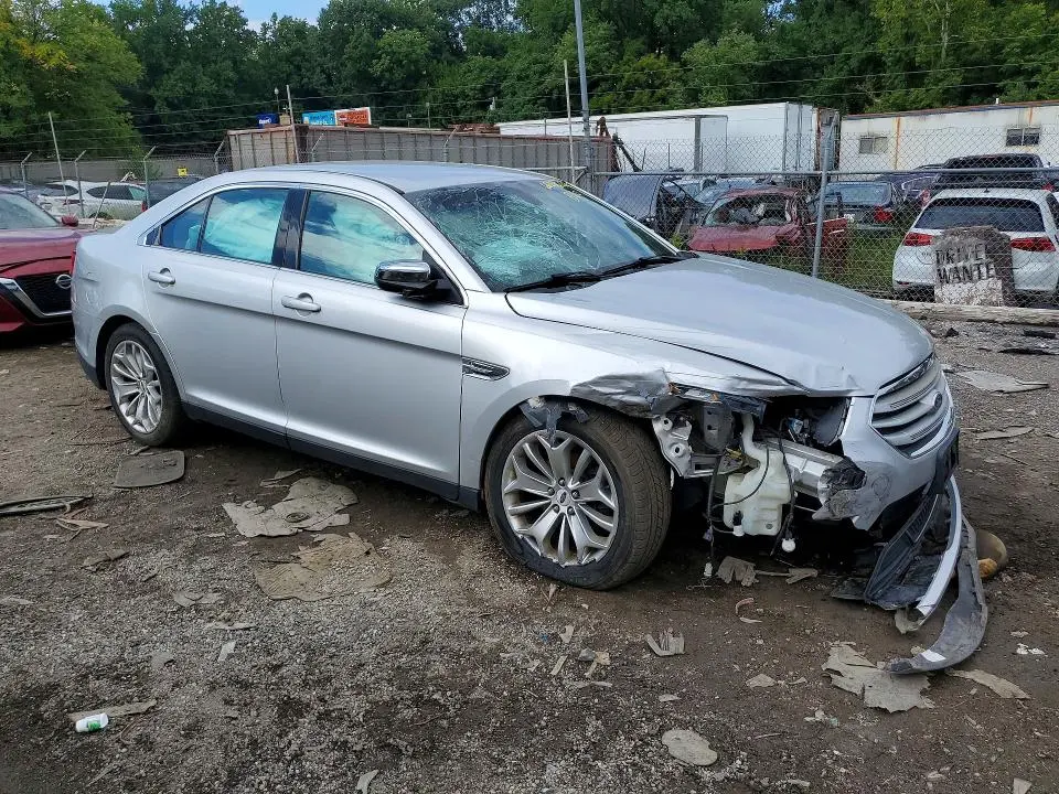 2016 FORD TAURUS LIMITED  