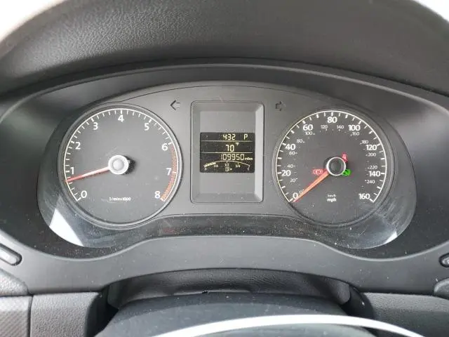 2011 VOLKSWAGEN JETTA SE  
