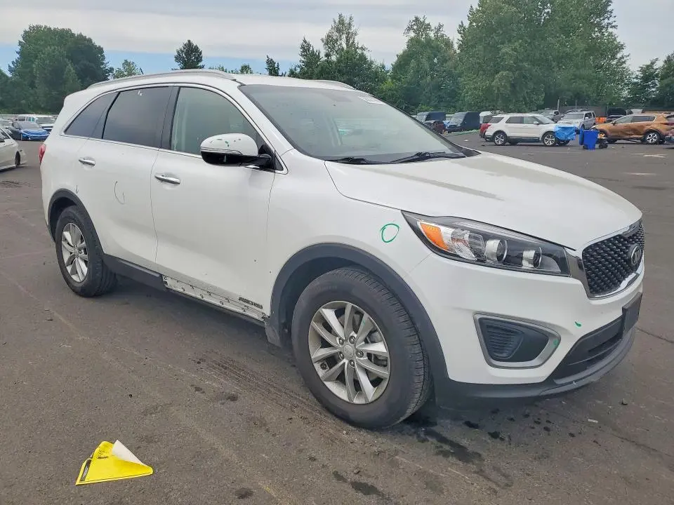 2016 KIA SORENTO LX V6  