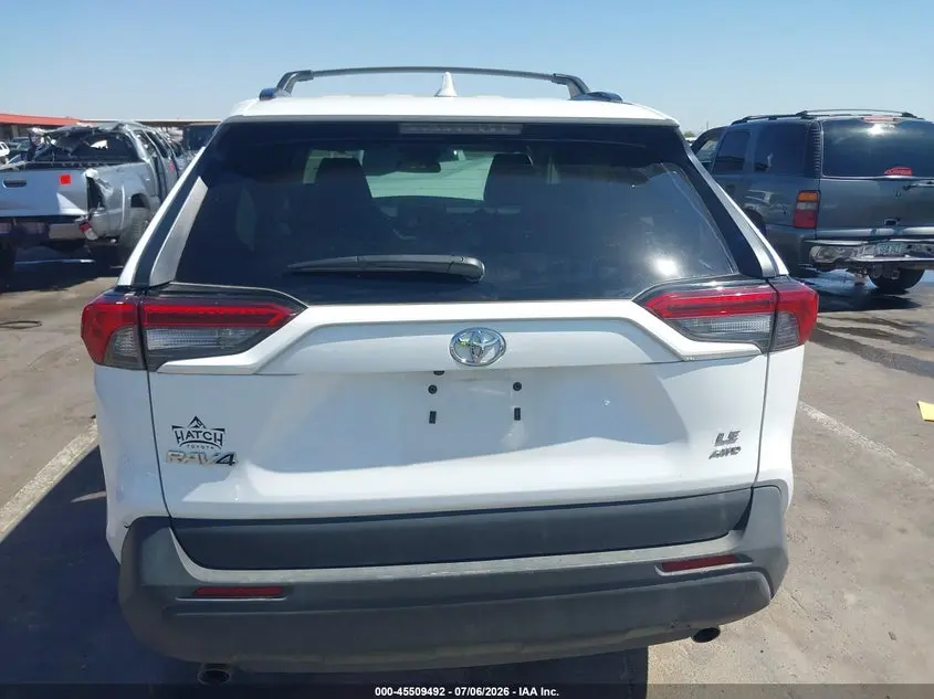 2020 TOYOTA RAV4 LE