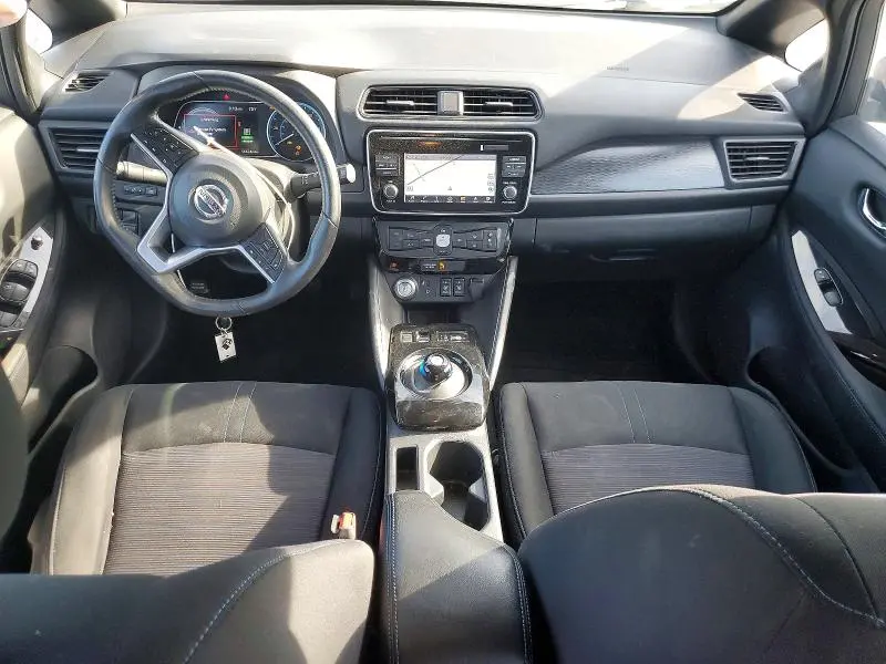 2019 NISSAN LEAF S  