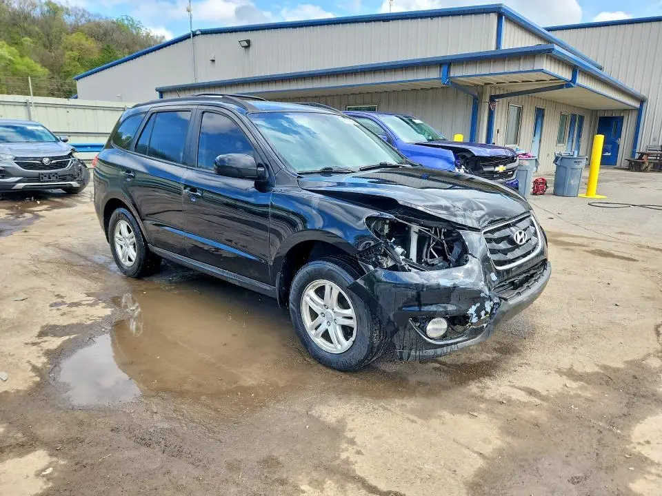 2011 HYUNDAI SANTA FE GLS  