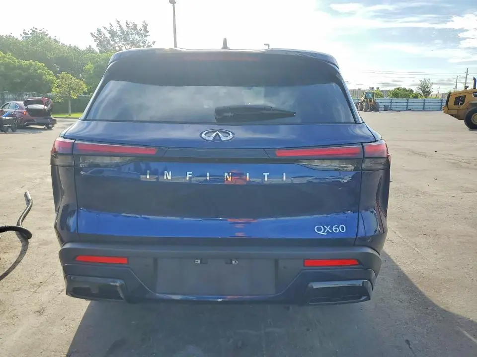 2025 INFINITI QX60 LUXE  