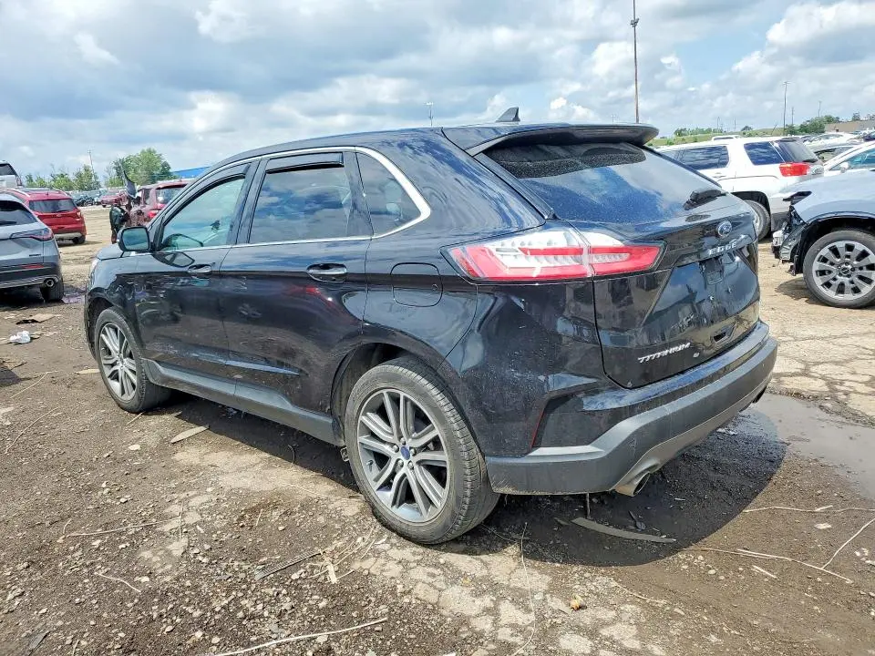 2022 FORD EDGE TITANIUM  
