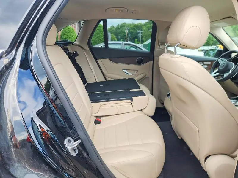 2022 MERCEDES-BENZ GLC 300 4MATIC  