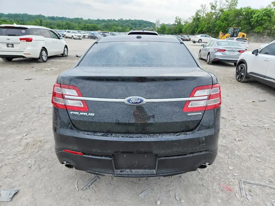2015 FORD TAURUS SE  