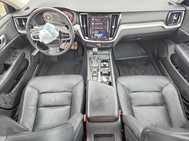 2020 VOLVO S60 T5 MOMENTUM  