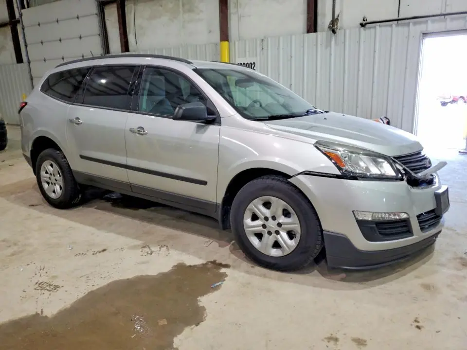 2017 CHEVROLET TRAVERSE LS  