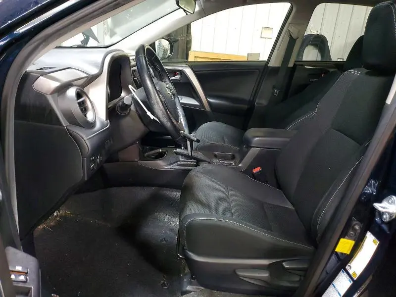 2017 TOYOTA RAV4 XLE  