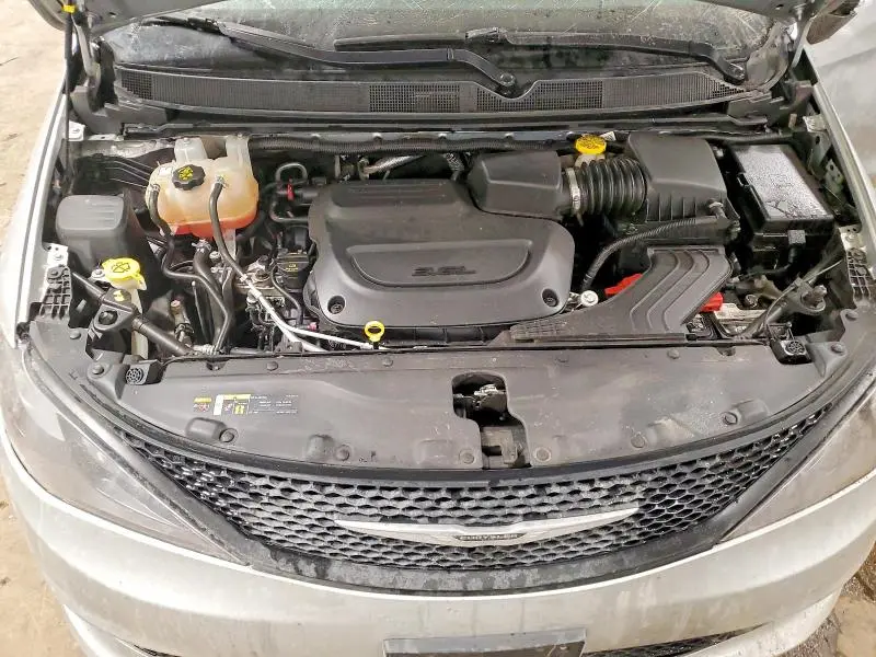 2023 CHRYSLER VOYAGER LX  