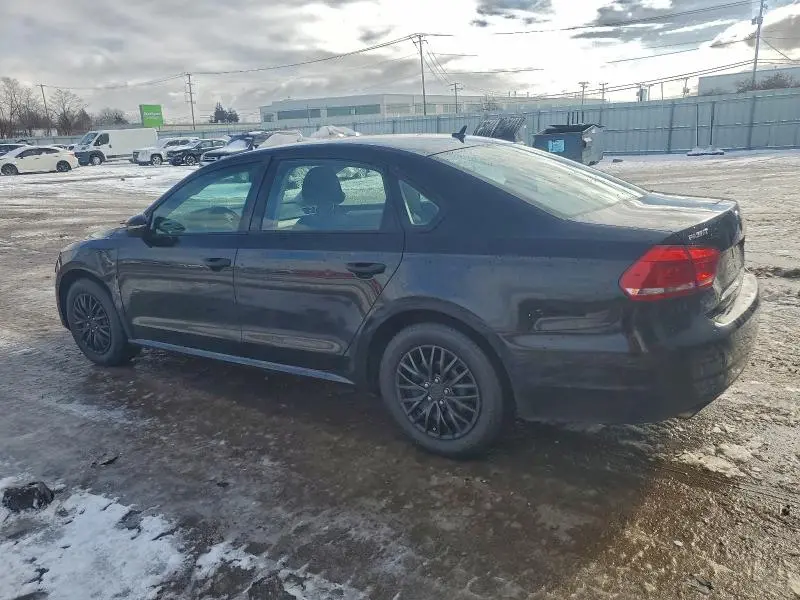 2012 VOLKSWAGEN PASSAT S  