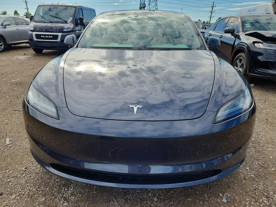 2024 TESLA MODEL 3   