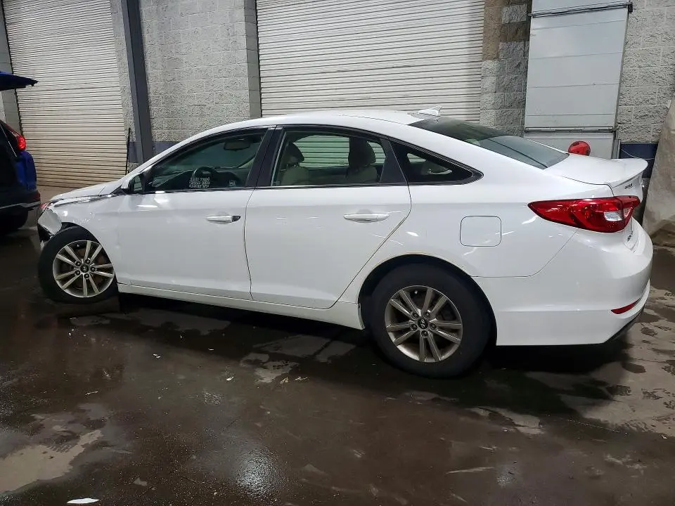 2016 HYUNDAI SONATA SE  